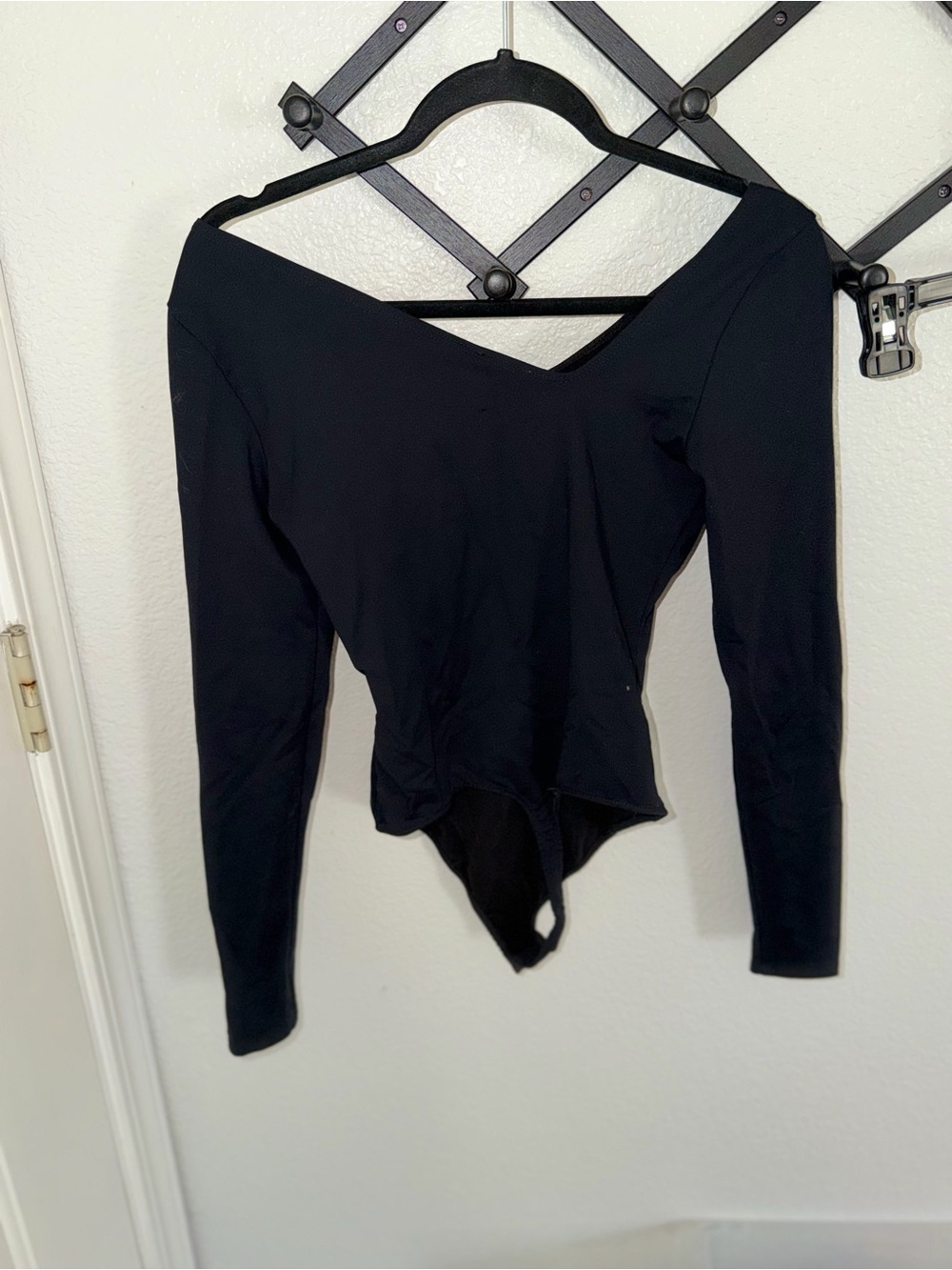 Free People Black Long Sleeve Wide Neck Bodysuit Women’s XS Stretch Minimalist - Picture 4 of 4